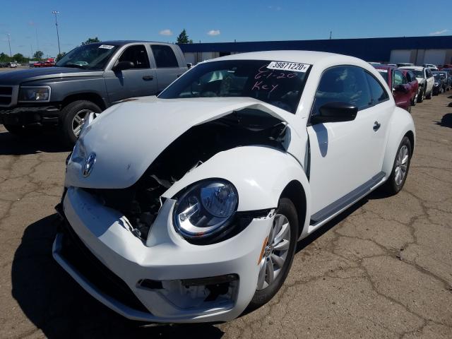 Photo 1 VIN: 3VWF17AT6HM630040 - VOLKSWAGEN BEETLE 