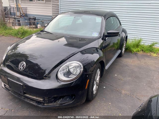 Photo 1 VIN: 3VWF17AT7EM641138 - VOLKSWAGEN BEETLE COUPE 