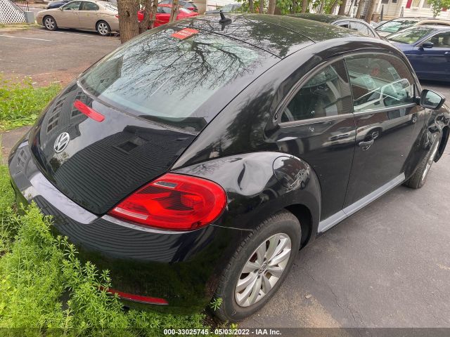 Photo 3 VIN: 3VWF17AT7EM641138 - VOLKSWAGEN BEETLE COUPE 