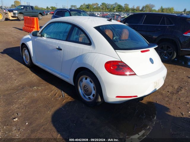 Photo 2 VIN: 3VWF17AT7FM603183 - VOLKSWAGEN BEETLE 