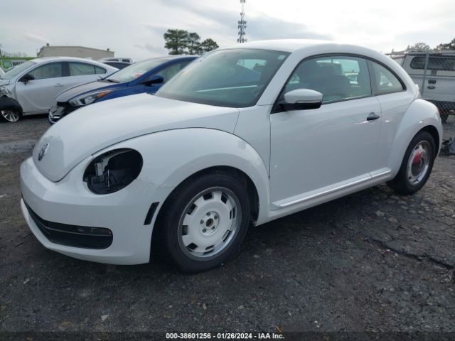 Photo 1 VIN: 3VWF17AT7GM636444 - VOLKSWAGEN BEETLE 