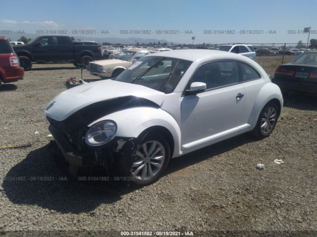 Photo 1 VIN: 3VWF17AT7HM628183 - VOLKSWAGEN BEETLE 