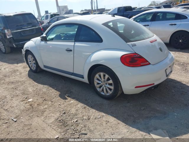 Photo 2 VIN: 3VWF17AT8FM634233 - VOLKSWAGEN BEETLE 