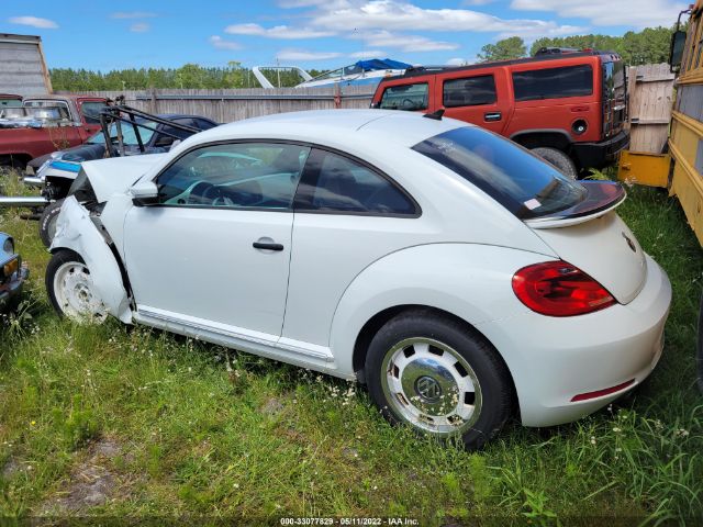 Photo 2 VIN: 3VWF17AT8GM637876 - VOLKSWAGEN BEETLE COUPE 