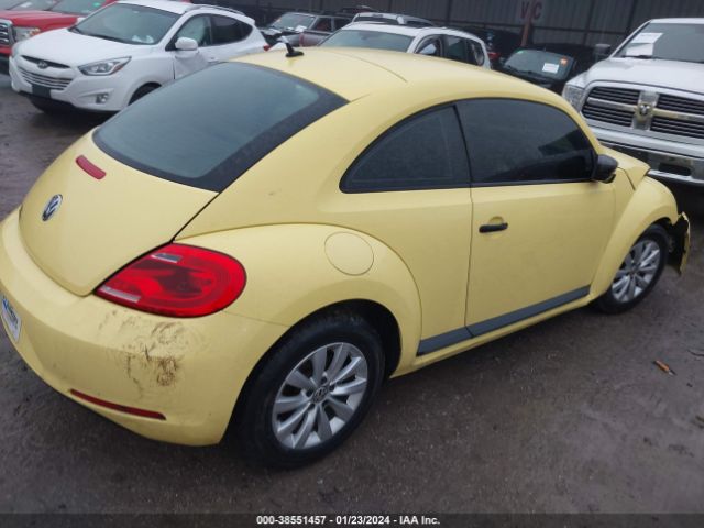 Photo 3 VIN: 3VWF17AT9FM619515 - VOLKSWAGEN BEETLE 