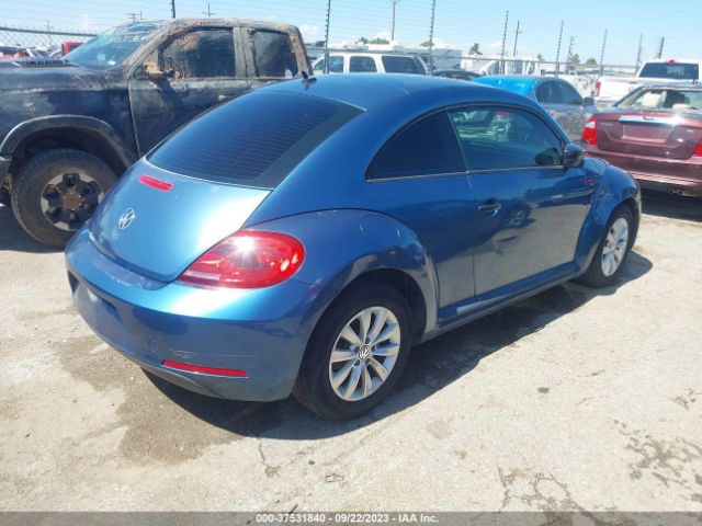 Photo 3 VIN: 3VWF17AT9GM602103 - VOLKSWAGEN BEETLE COUPE 