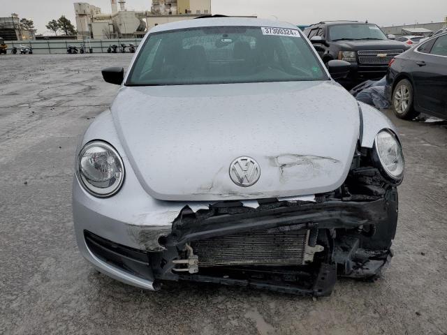 Photo 4 VIN: 3VWF17AT9GM608872 - VOLKSWAGEN BEETLE 