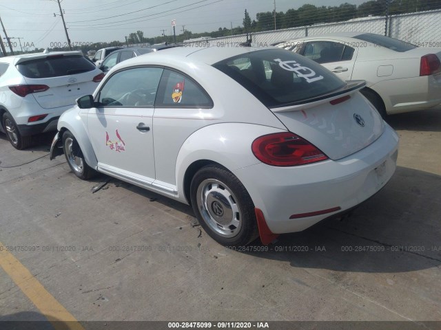 Photo 2 VIN: 3VWF17ATXFM604831 - VOLKSWAGEN BEETLE 