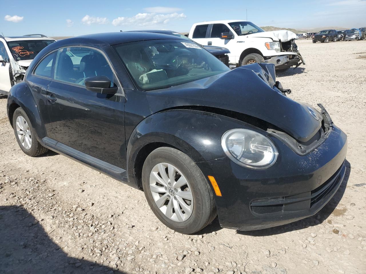 Photo 3 VIN: 3VWF17ATXFM627493 - VOLKSWAGEN BEETLE 