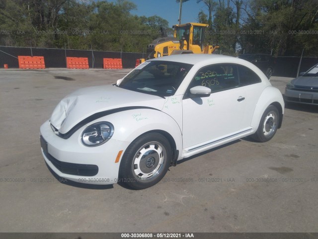 Photo 1 VIN: 3VWF17ATXFM652152 - VOLKSWAGEN BEETLE 