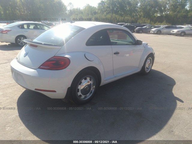 Photo 3 VIN: 3VWF17ATXFM652152 - VOLKSWAGEN BEETLE 