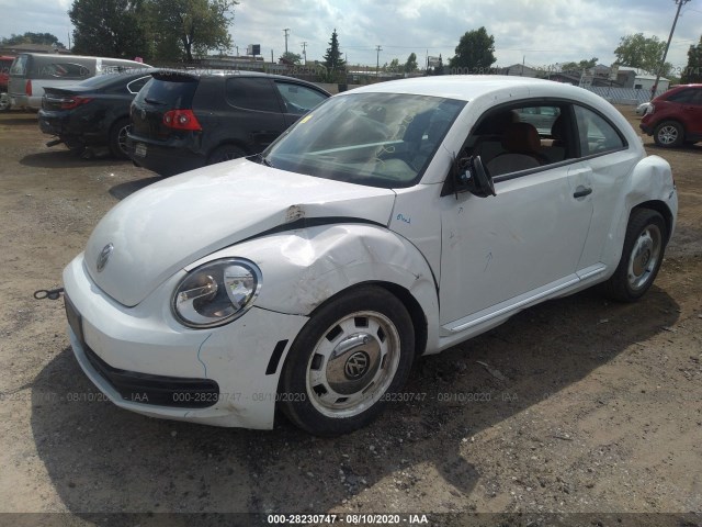 Photo 1 VIN: 3VWF17ATXFM655276 - VOLKSWAGEN BEETLE COUPE 