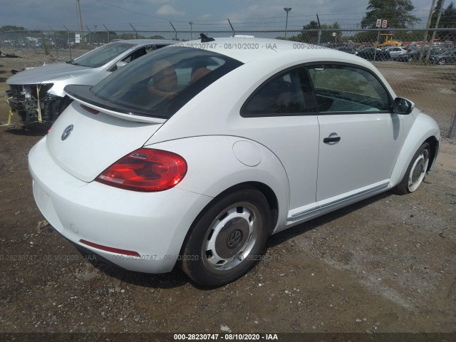 Photo 3 VIN: 3VWF17ATXFM655276 - VOLKSWAGEN BEETLE COUPE 