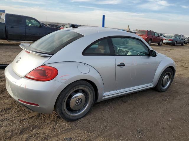 Photo 2 VIN: 3VWF17ATXFM656492 - VOLKSWAGEN BEETLE 