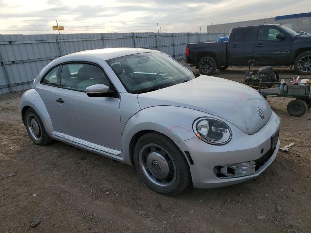 Photo 3 VIN: 3VWF17ATXFM656492 - VOLKSWAGEN BEETLE 