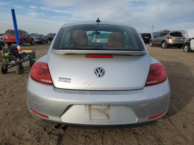 Photo 5 VIN: 3VWF17ATXFM656492 - VOLKSWAGEN BEETLE 