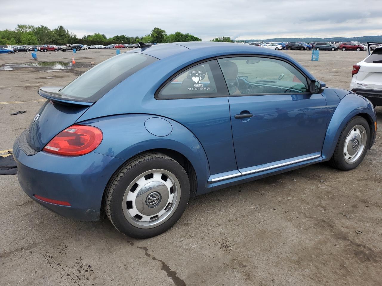 Photo 2 VIN: 3VWF17ATXGM637135 - VOLKSWAGEN BEETLE 