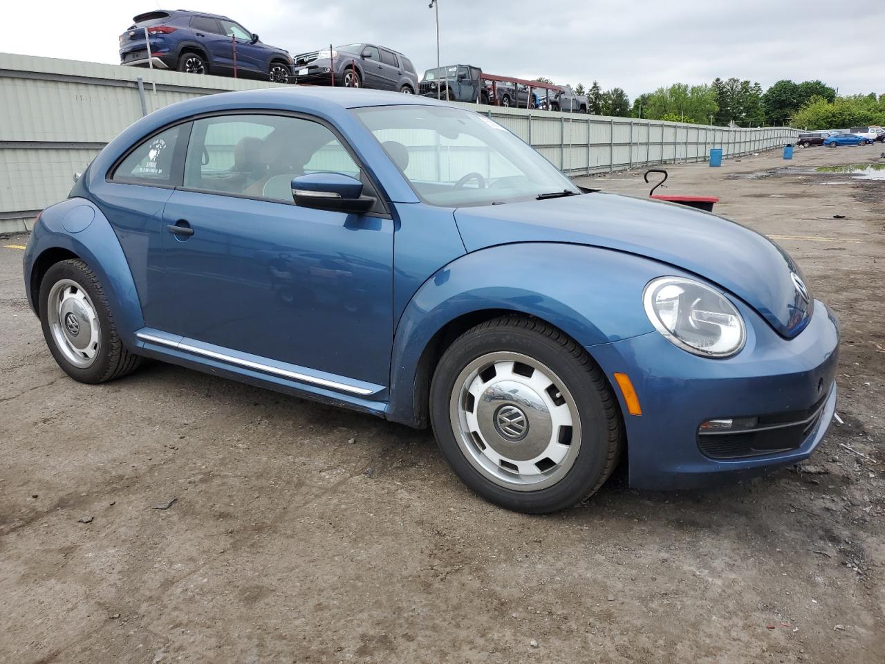 Photo 3 VIN: 3VWF17ATXGM637135 - VOLKSWAGEN BEETLE 