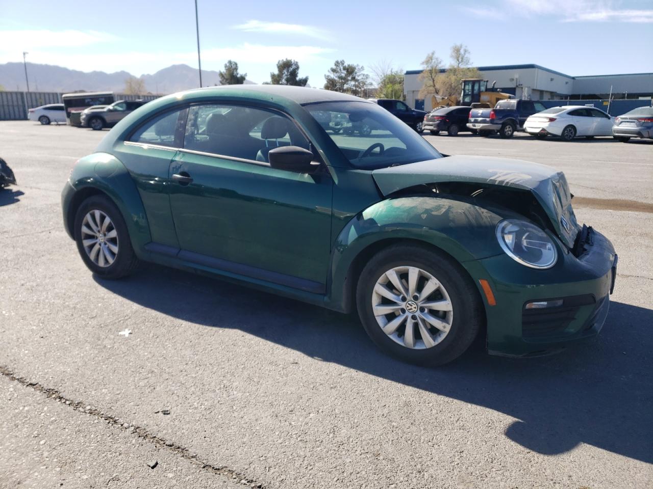 Photo 3 VIN: 3VWF17ATXHM618277 - VOLKSWAGEN BEETLE 