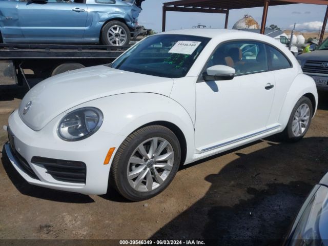 Photo 1 VIN: 3VWF17ATXHM627349 - VOLKSWAGEN BEETLE 