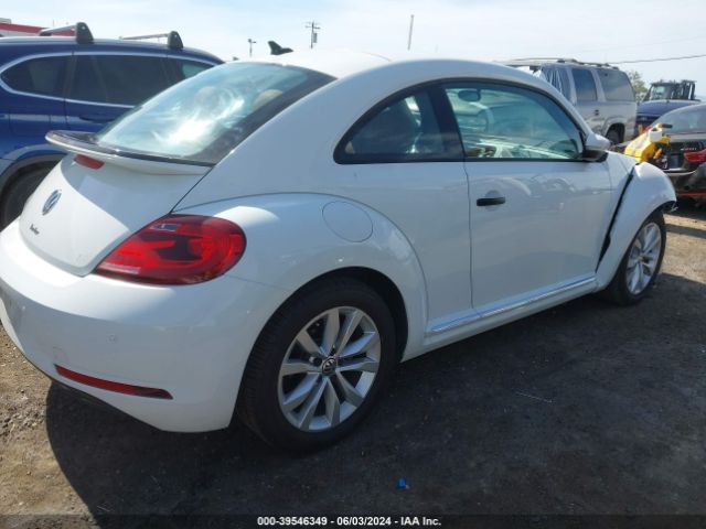 Photo 3 VIN: 3VWF17ATXHM627349 - VOLKSWAGEN BEETLE 