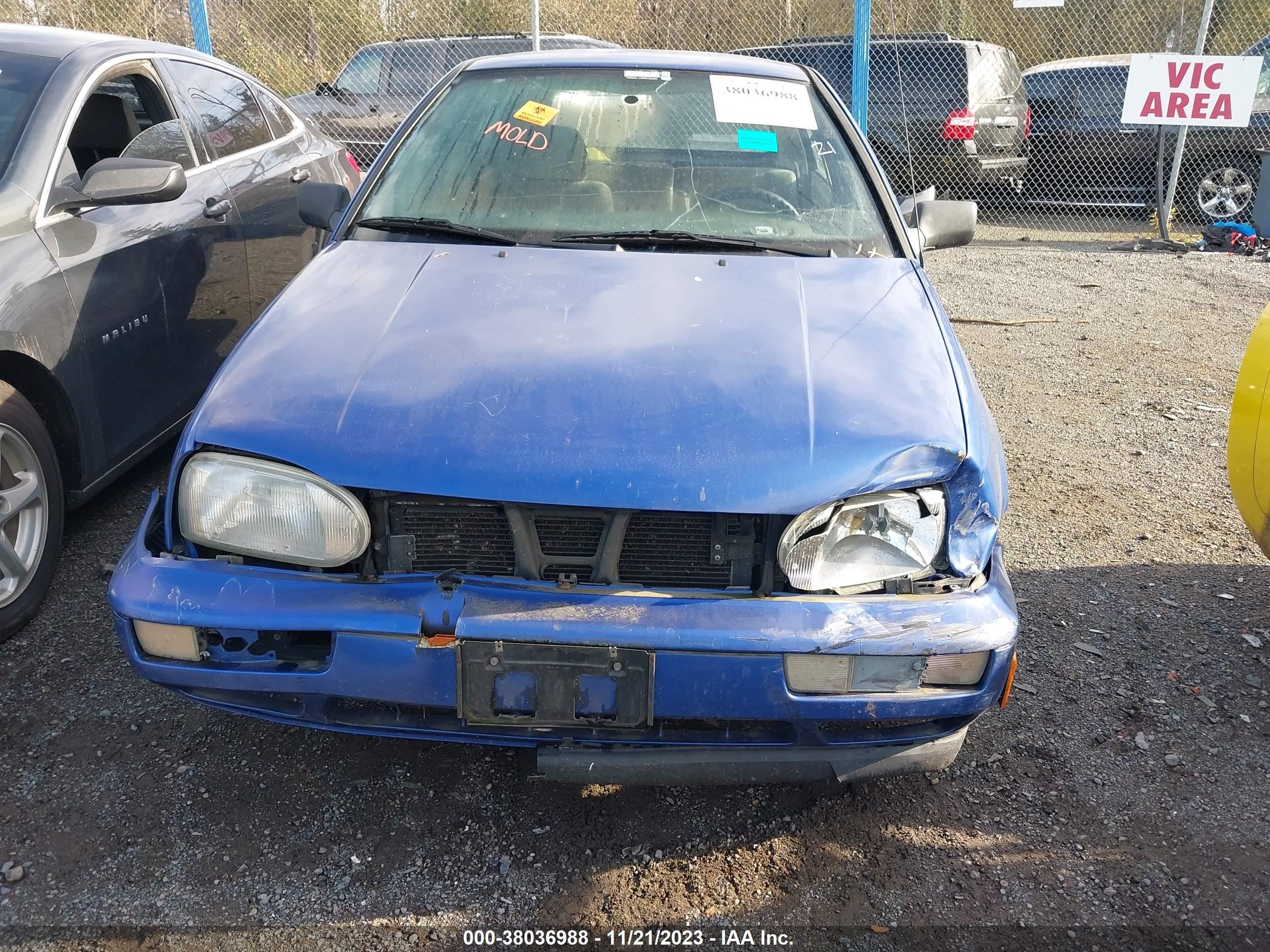 Photo 5 VIN: 3VWFA81H5WM276817 - VOLKSWAGEN GOLF 