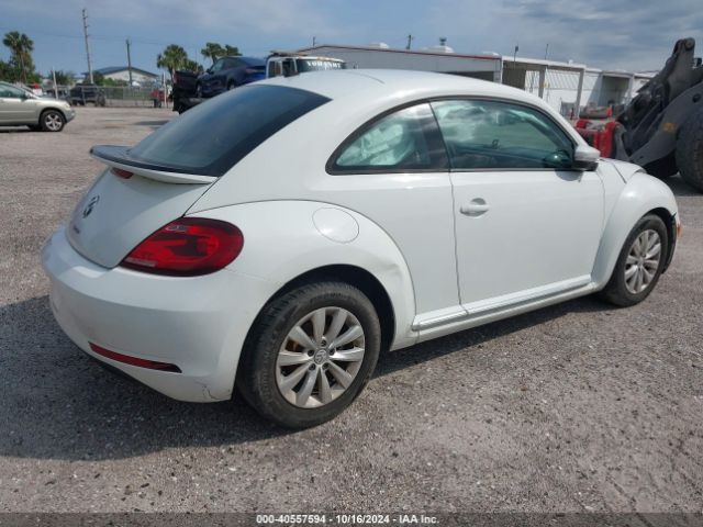 Photo 3 VIN: 3VWFD7AT0KM701005 - VOLKSWAGEN BEETLE 