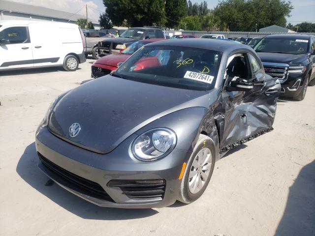 Photo 1 VIN: 3VWFD7AT1KM714152 - VOLKSWAGEN BEETLE S 