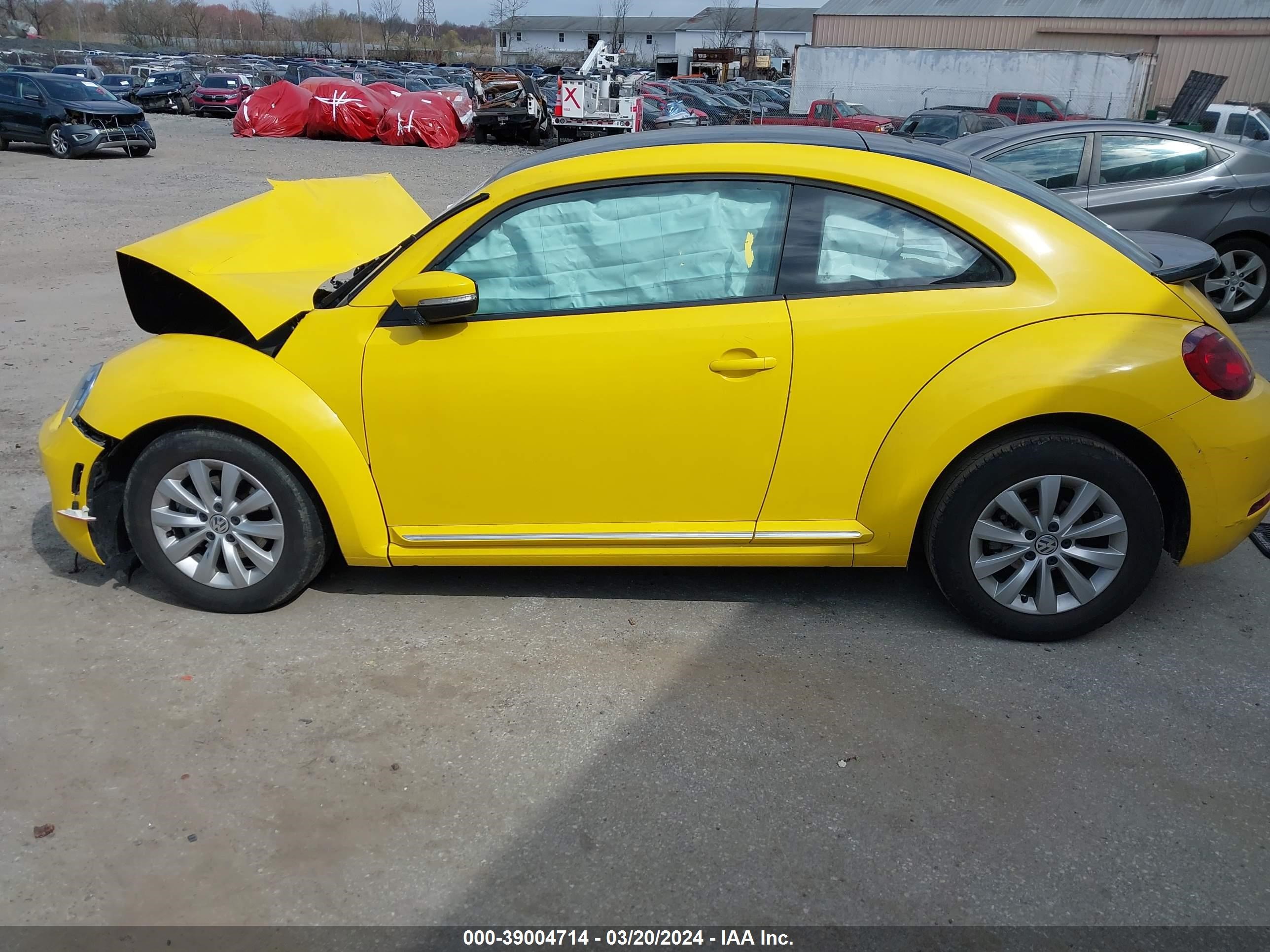 Photo 11 VIN: 3VWFD7AT2KM709431 - VOLKSWAGEN BEETLE 