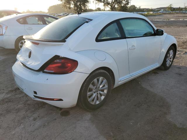 Photo 2 VIN: 3VWFD7AT3KM711995 - VOLKSWAGEN BEETLE 