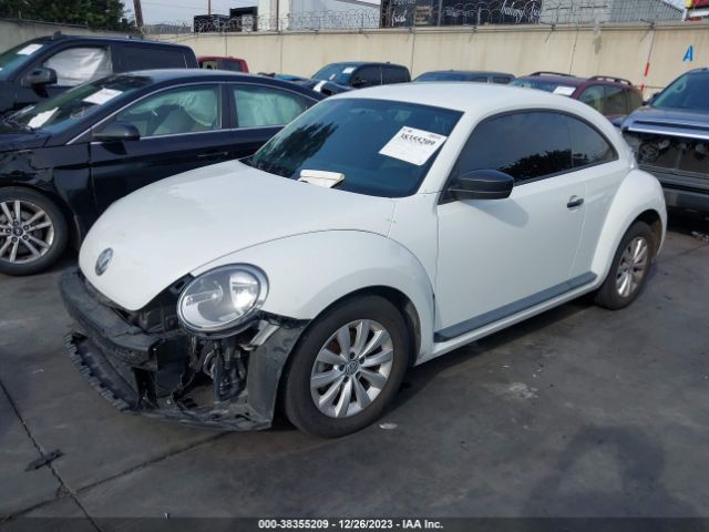 Photo 1 VIN: 3VWFD7AT4JM719182 - VOLKSWAGEN BEETLE 