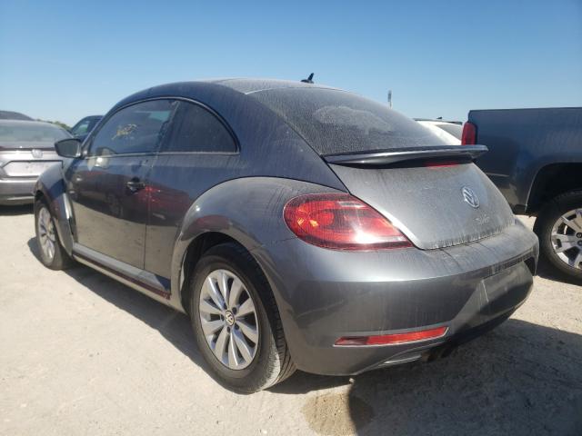 Photo 2 VIN: 3VWFD7AT5JM717294 - VOLKSWAGEN BEETLE S 