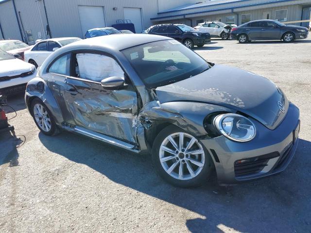 Photo 3 VIN: 3VWFD7AT7JM703199 - VOLKSWAGEN BEETLE S 