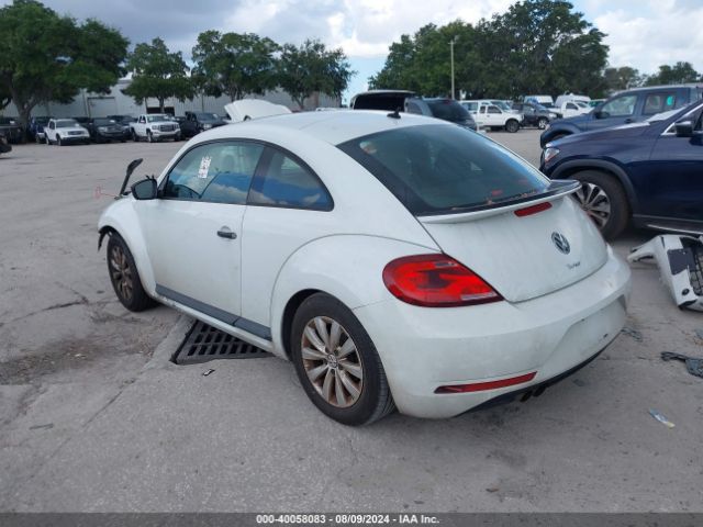 Photo 2 VIN: 3VWFD7AT7JM716518 - VOLKSWAGEN BEETLE 