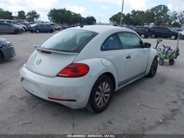 Photo 3 VIN: 3VWFD7AT7JM716518 - VOLKSWAGEN BEETLE 