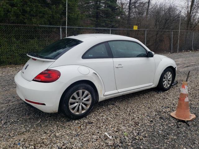 Photo 2 VIN: 3VWFD7AT7KM705617 - VOLKSWAGEN BEETLE S 