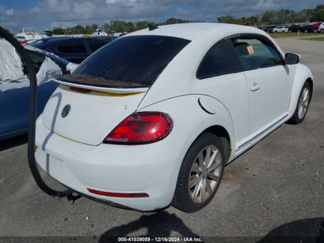 Photo 3 VIN: 3VWFD7AT8JM728760 - VOLKSWAGEN BEETLE 