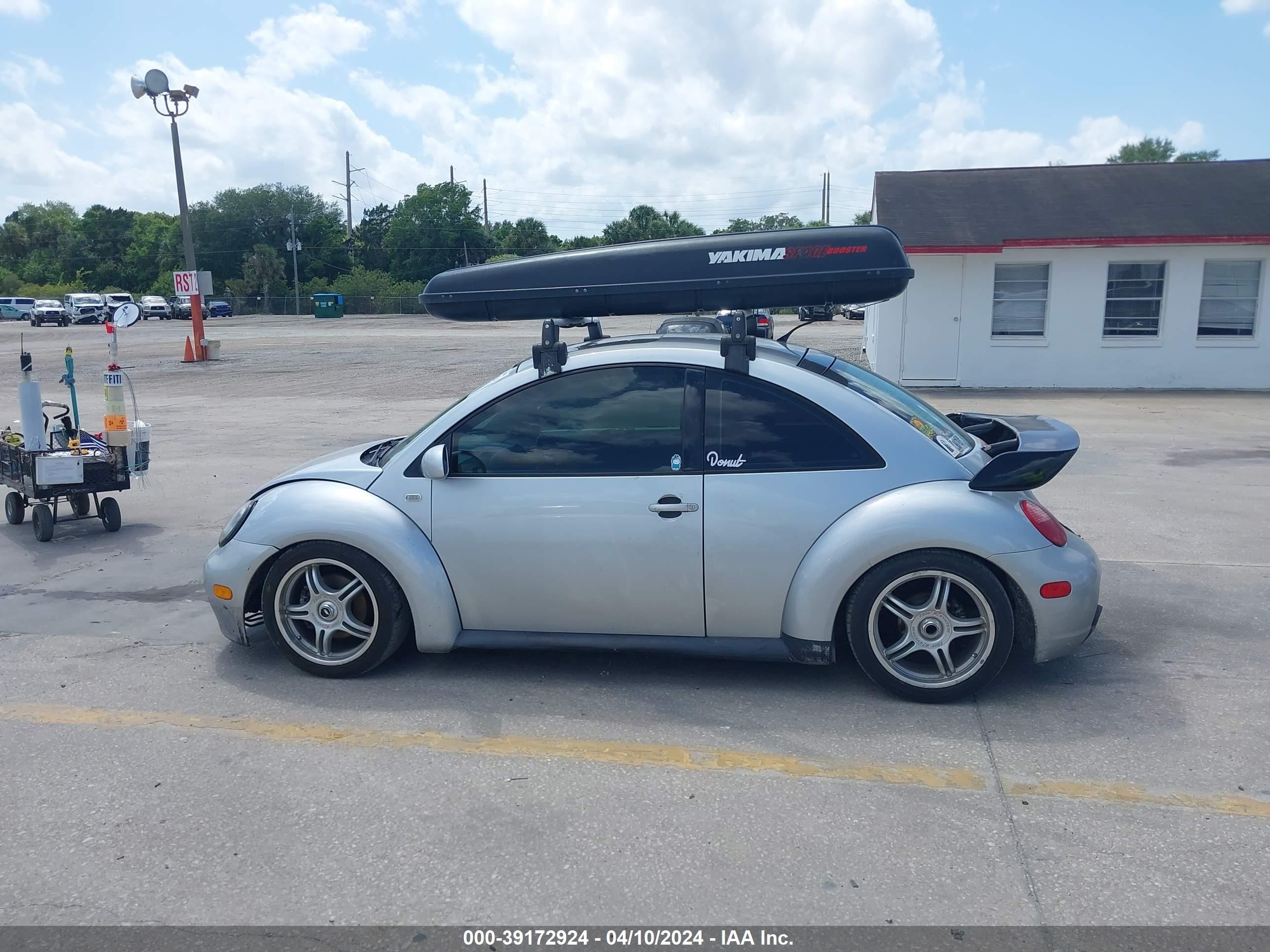 Photo 14 VIN: 3VWFE21C22M430318 - VOLKSWAGEN BEETLE 