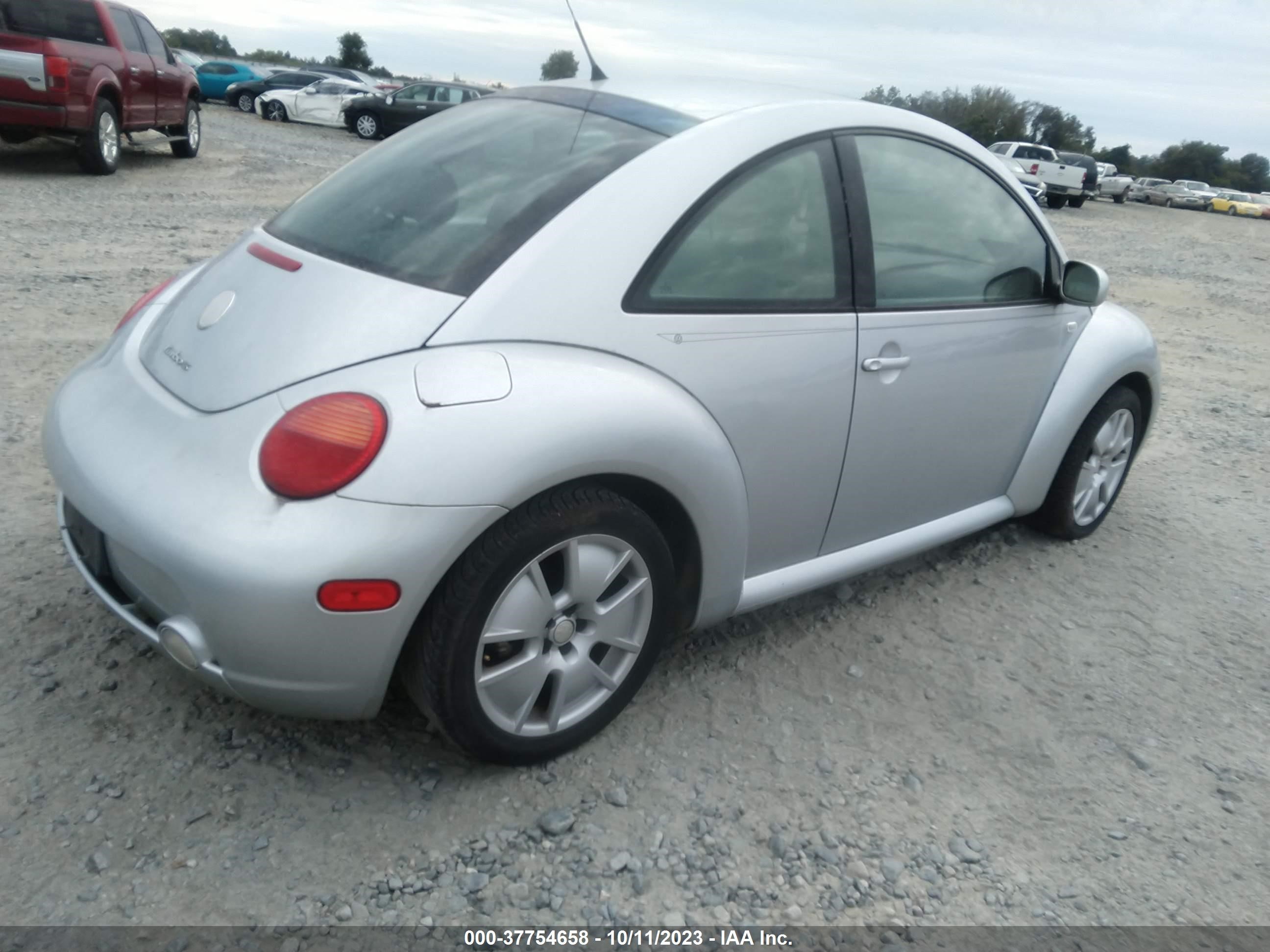 Photo 3 VIN: 3VWFE21C82M459791 - VOLKSWAGEN BEETLE 