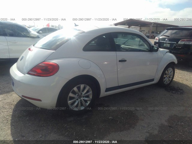 Photo 3 VIN: 3VWFP7AT0DM669960 - VOLKSWAGEN BEETLE COUPE 