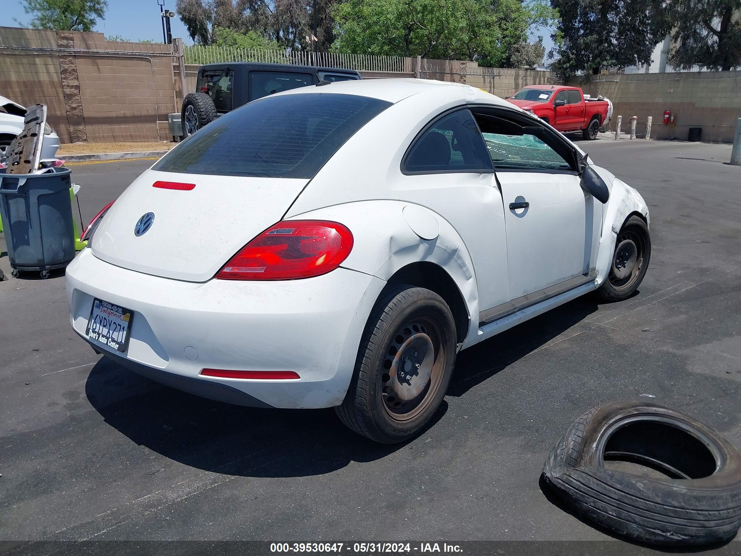 Photo 3 VIN: 3VWFP7AT1DM645196 - VOLKSWAGEN BEETLE 