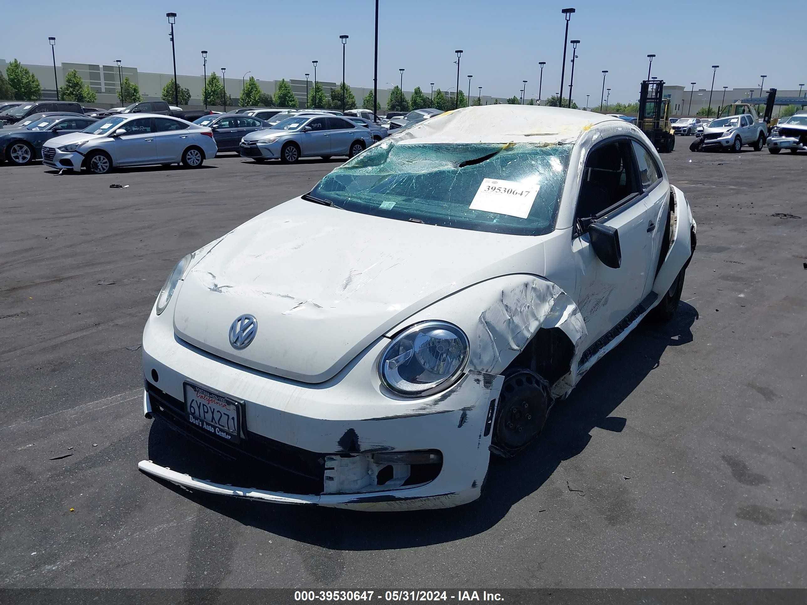 Photo 5 VIN: 3VWFP7AT1DM645196 - VOLKSWAGEN BEETLE 