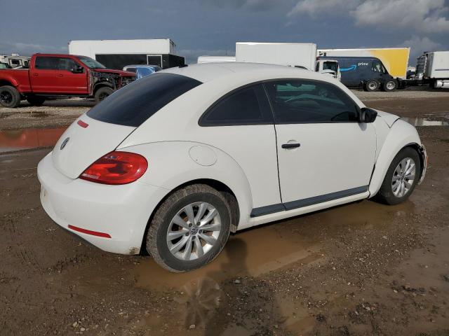 Photo 2 VIN: 3VWFP7AT2DM664825 - VOLKSWAGEN BEETLE 