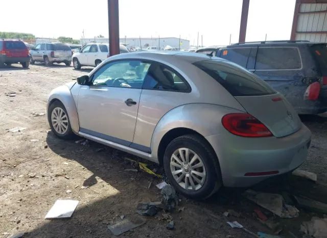 Photo 2 VIN: 3VWFP7AT3CM617107 - VOLKSWAGEN BEETLE 