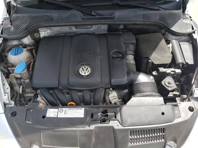 Photo 6 VIN: 3VWFP7AT3CM646395 - VOLKSWAGEN BEETLE 