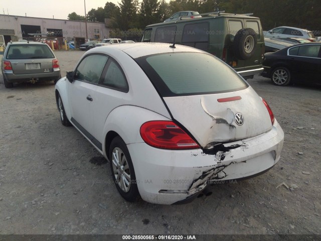 Photo 2 VIN: 3VWFP7AT4CM653713 - VOLKSWAGEN BEETLE 