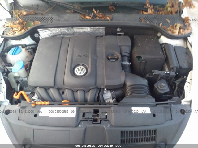 Photo 9 VIN: 3VWFP7AT4CM653713 - VOLKSWAGEN BEETLE 