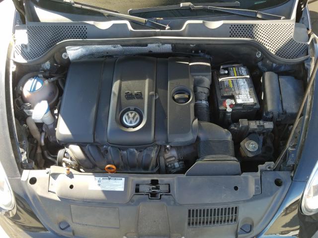 Photo 6 VIN: 3VWFP7AT5DM647064 - VOLKSWAGEN BEETLE 