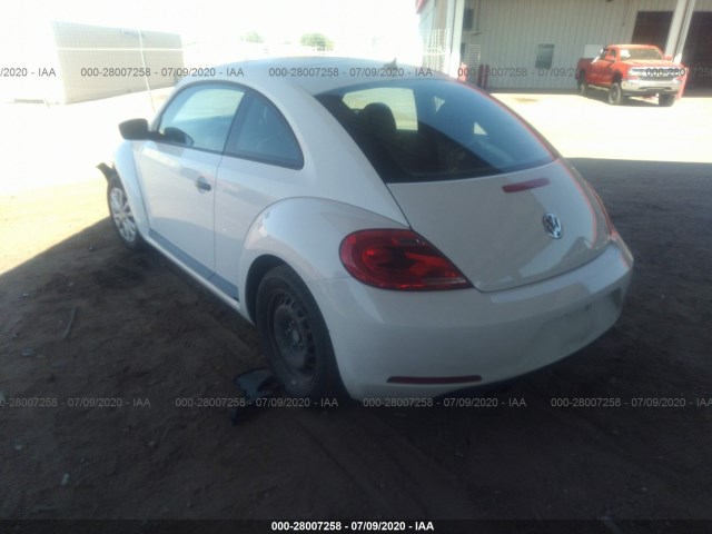 Photo 2 VIN: 3VWFP7AT6CM616243 - VOLKSWAGEN BEETLE 