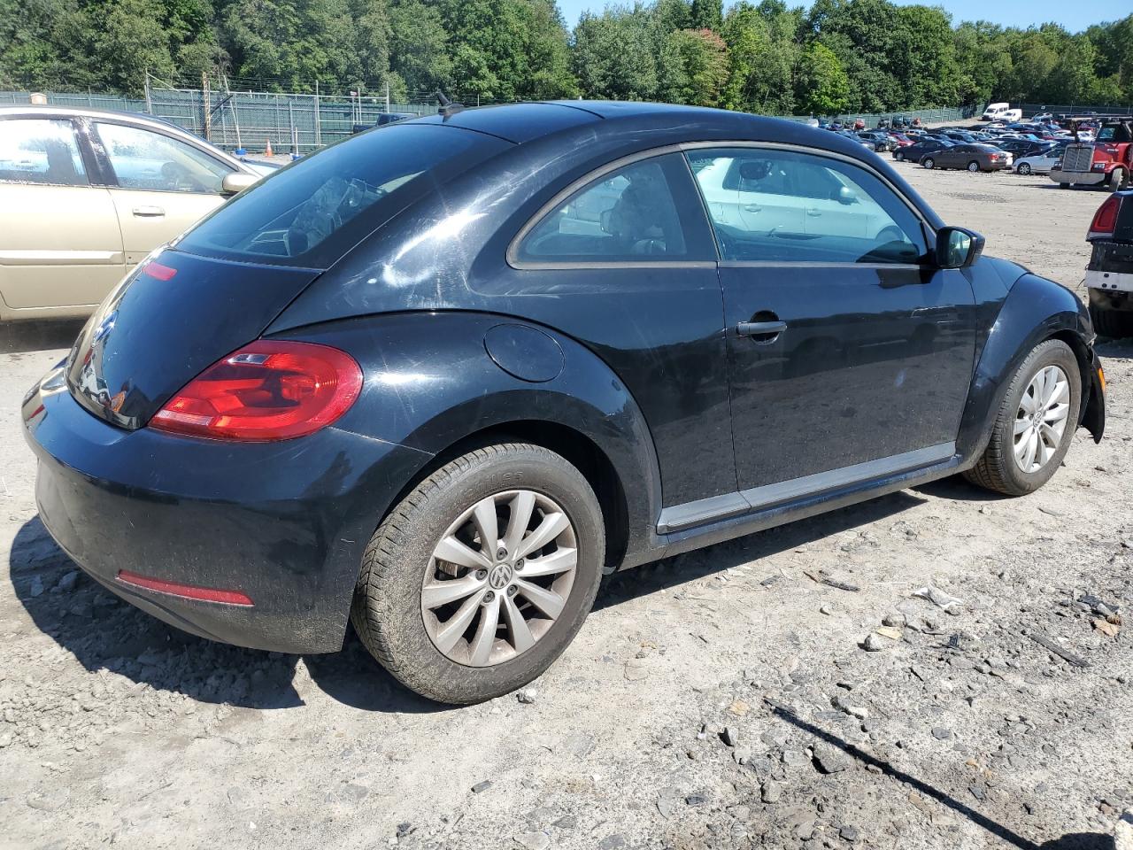 Photo 2 VIN: 3VWFP7AT7EM605092 - VOLKSWAGEN BEETLE 